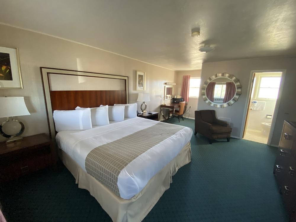 Oasis Botique Motel photo 17