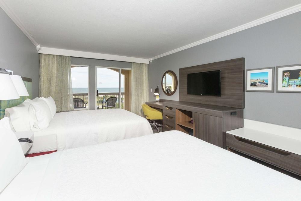 Hampton Inn St. Augustine Beach photo 25