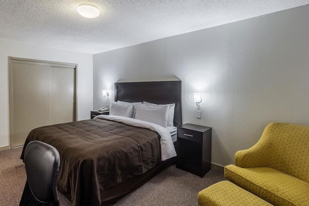 Clarion Inn near McAllen Airport photo 34