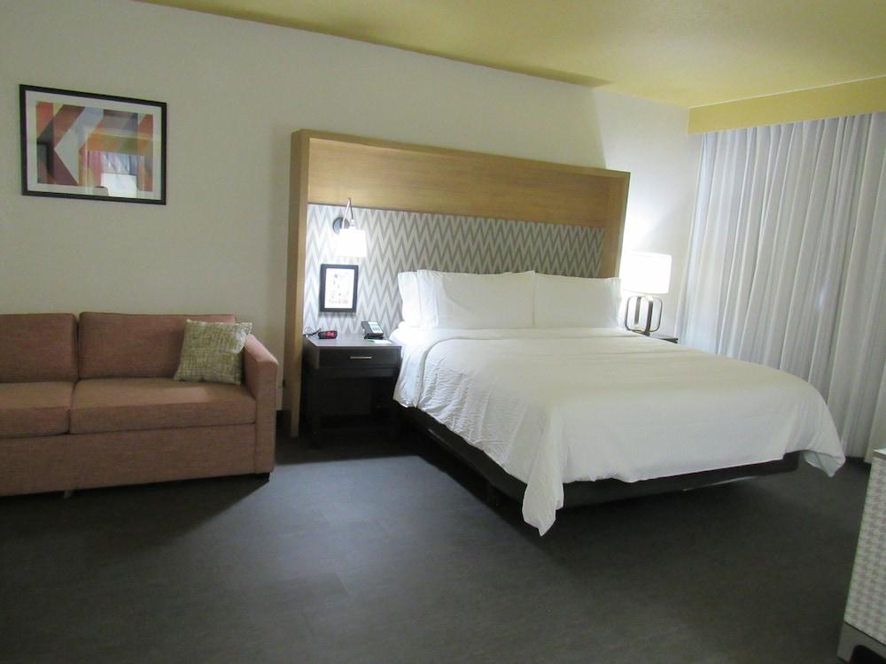 Holiday Inn Orlando International Dr-ICON by IHG photo 3