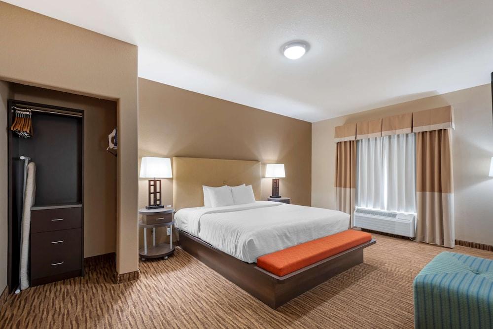 Best Western Plus DFW Airport Suites photo 8