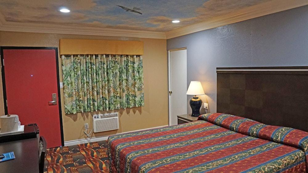 Budget Inn photo 4