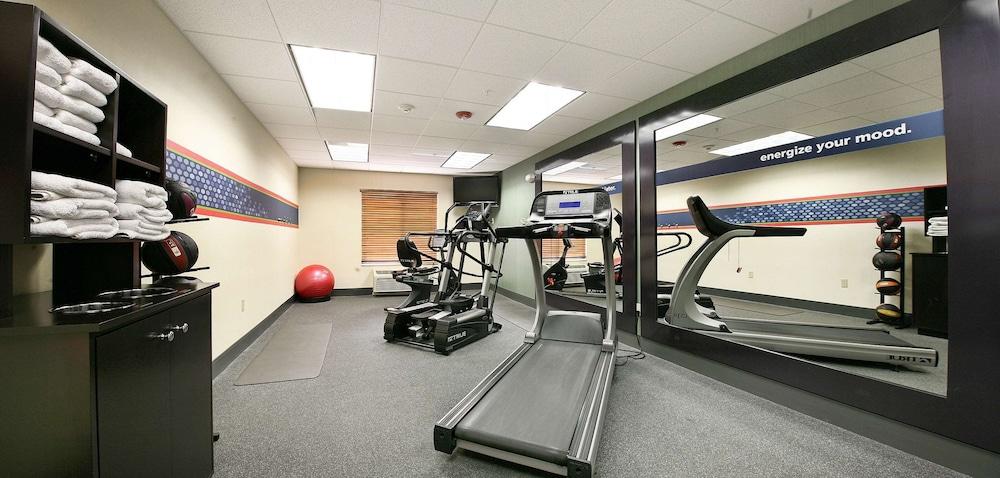 Hampton Inn Brentwood photo 12