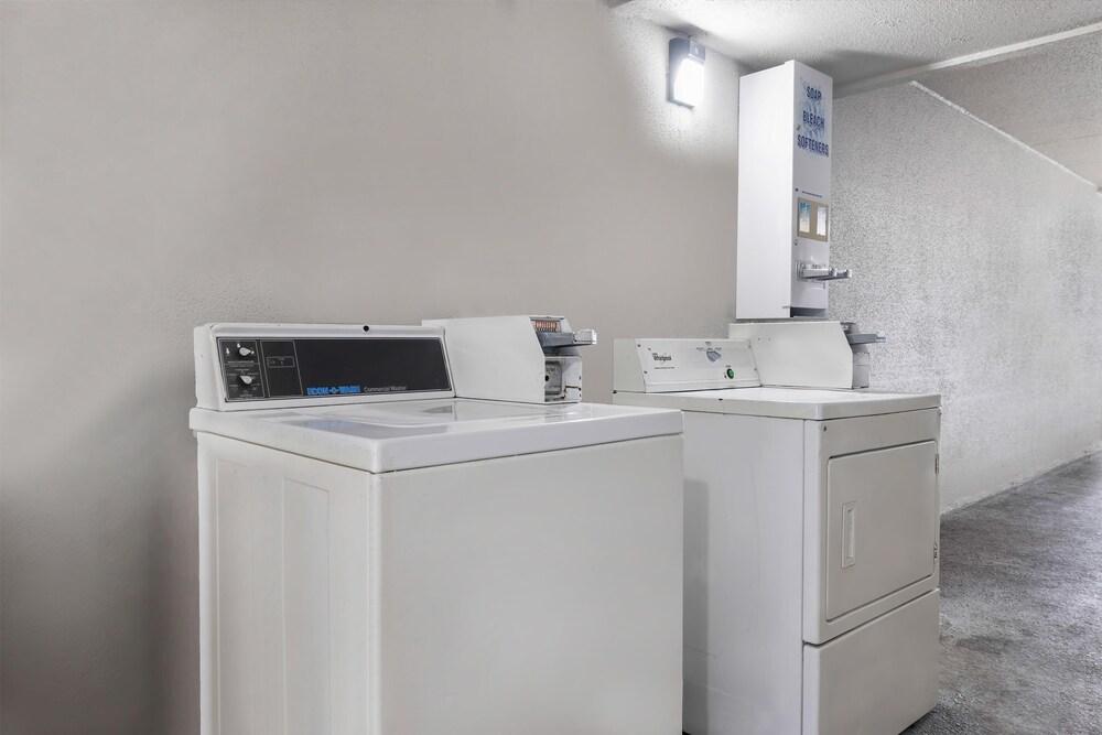 Studio 6 - Beaumont, TX photo 25