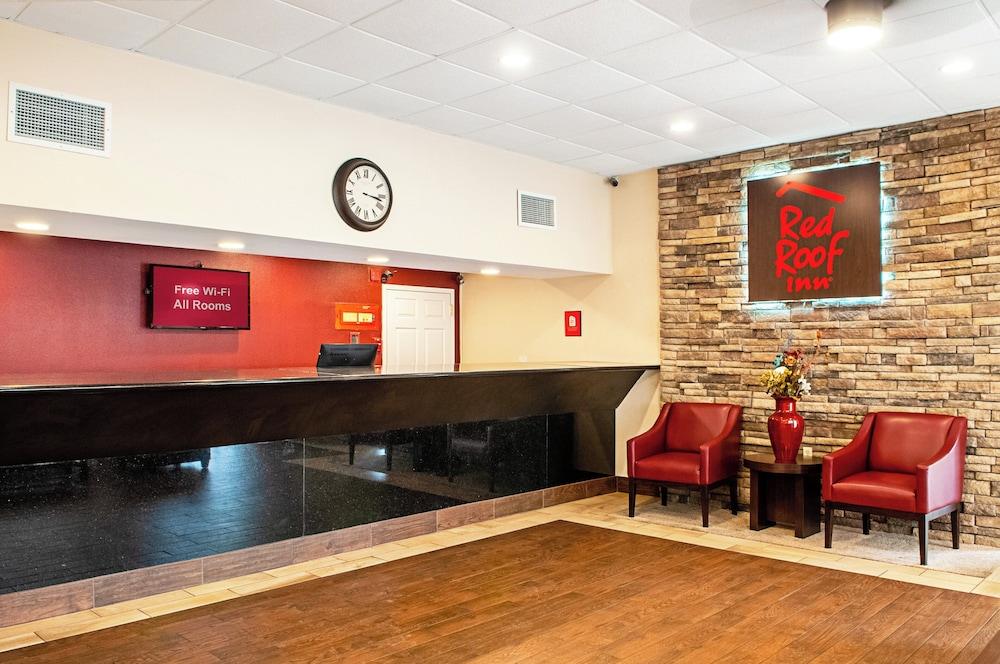 Red Roof Inn Slidell photo 16