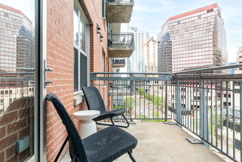 Kasa Downtown Austin photo 12