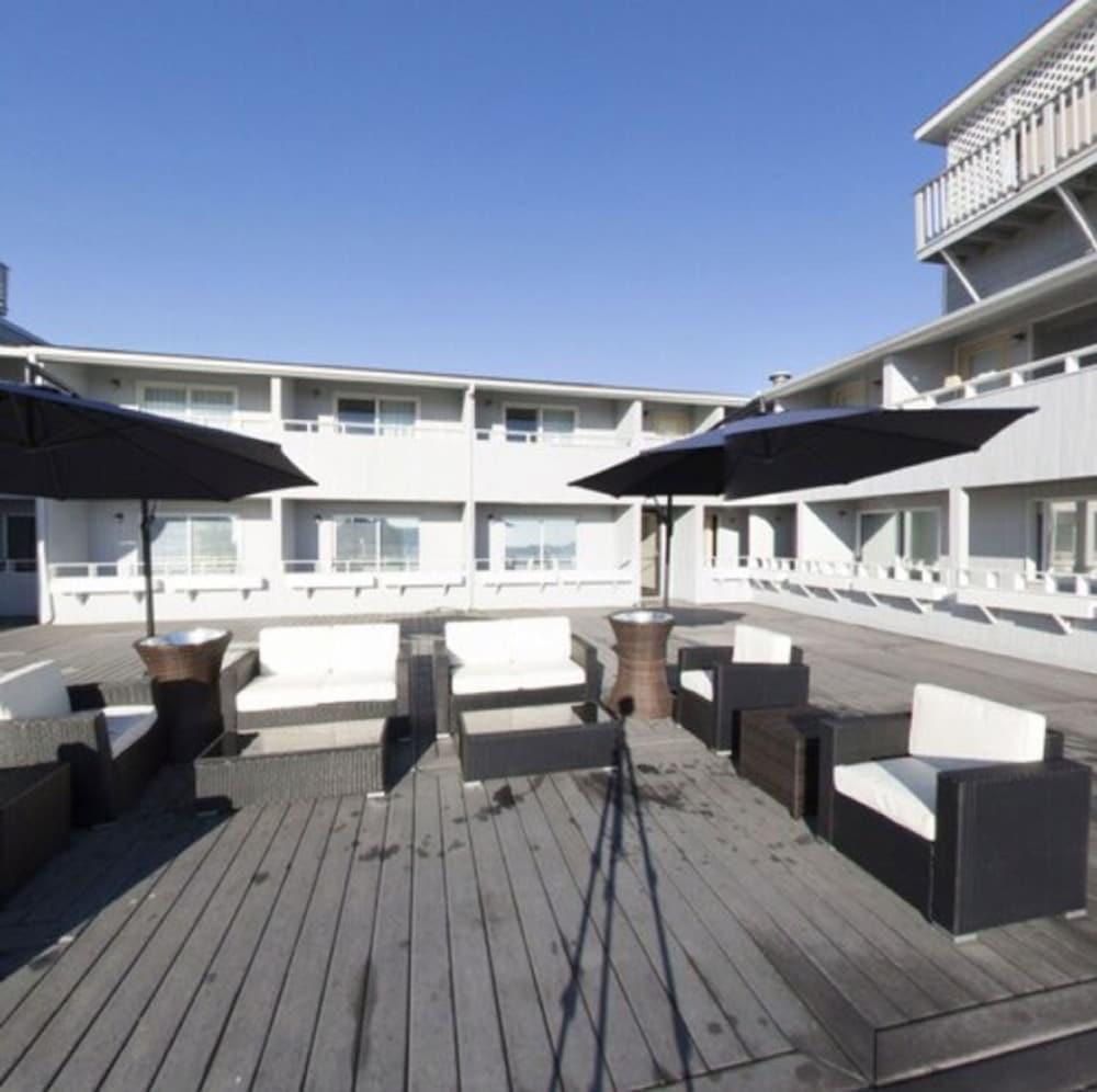 Aqua Blue Hotel photo 3