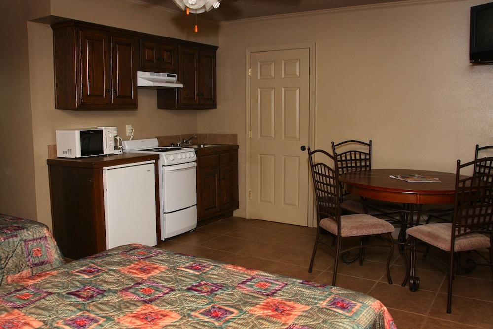 Jack's White River Fishing Resort photo 16