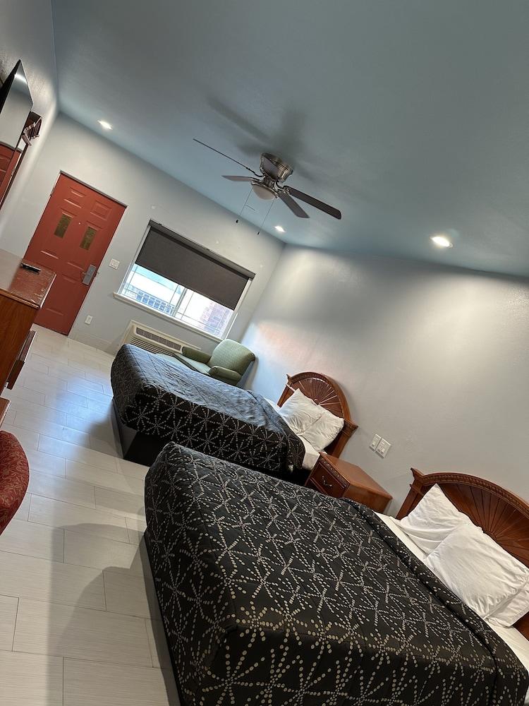 La Copa Inn photo 27