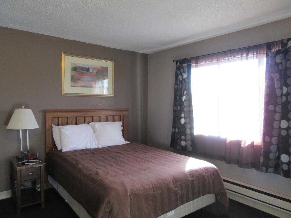 Pullman Motel photo 3