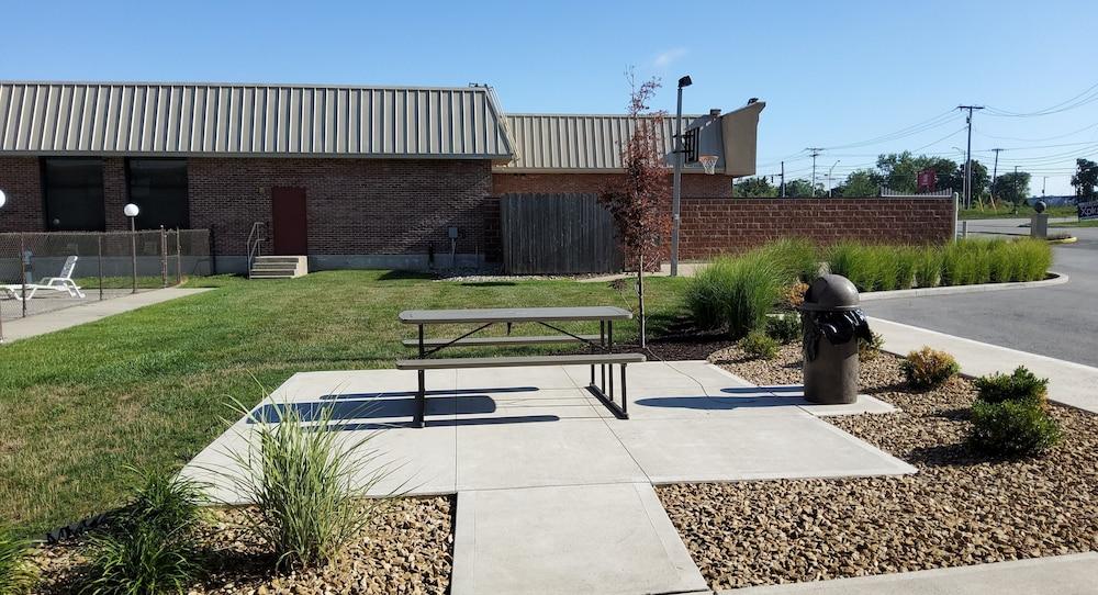 Klopfenstein Inn and Suites photo 14