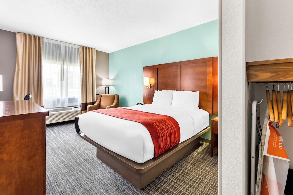 Comfort Inn Marion photo 15