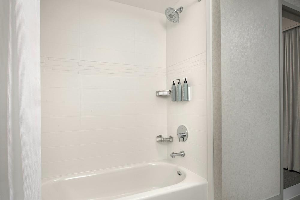 Residence Inn Seattle Northgate Station photo 24
