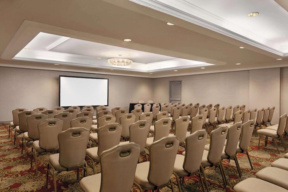 Radisson Hotel Lenexa Overland Park photo 36