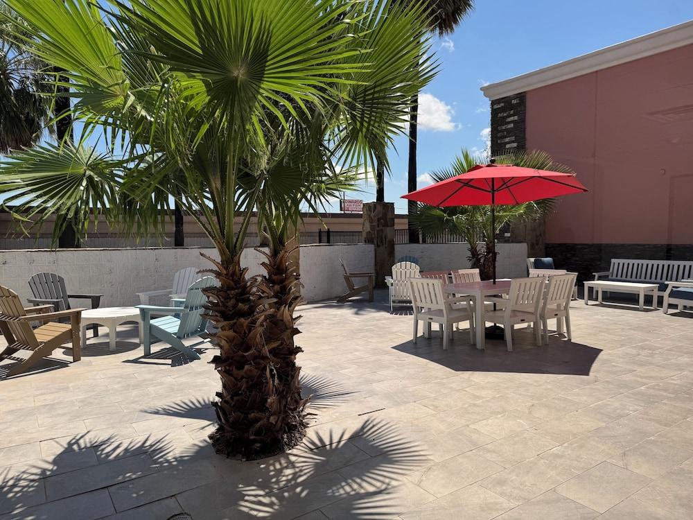 Super 8 by Wyndham Corpus Christi Airport photo 5