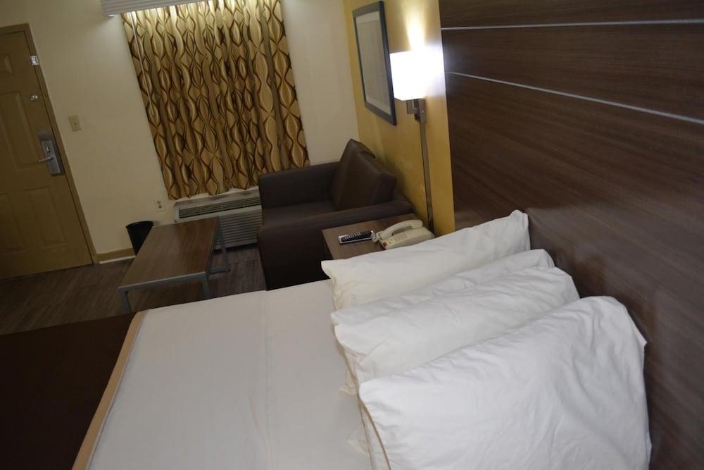 Southern Inn Lumberton photo 3