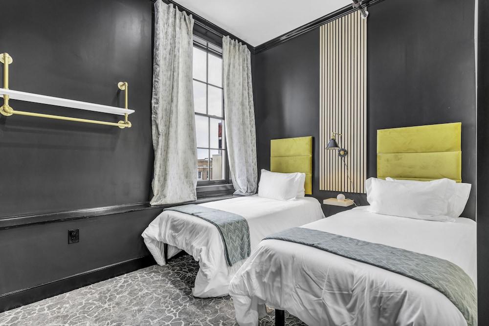 ONE South Boutique Hotel & Venue photo 6