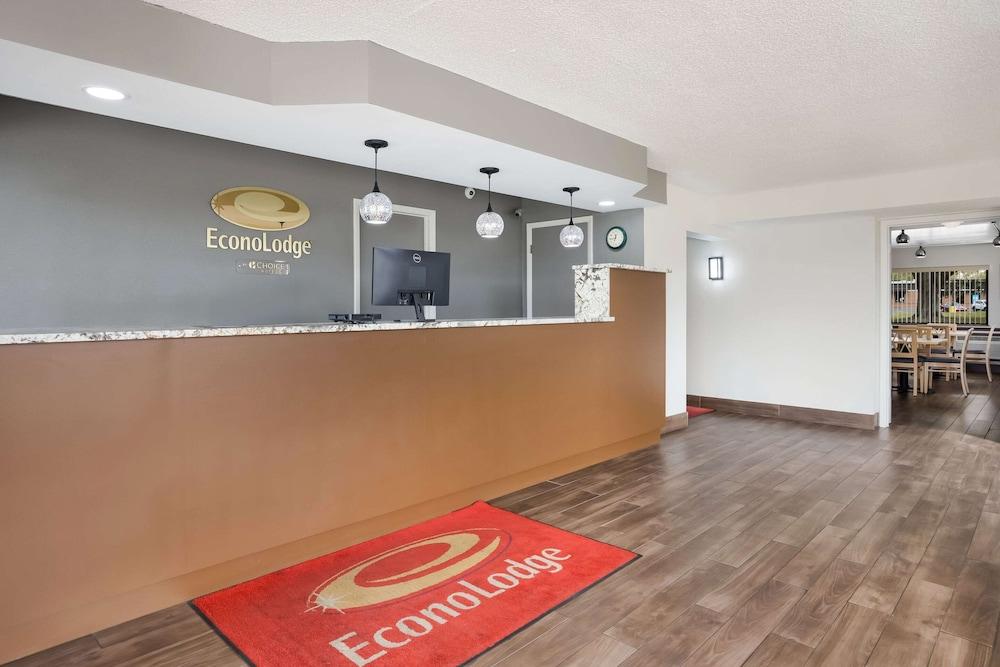 Econo Lodge Live Oak photo 6