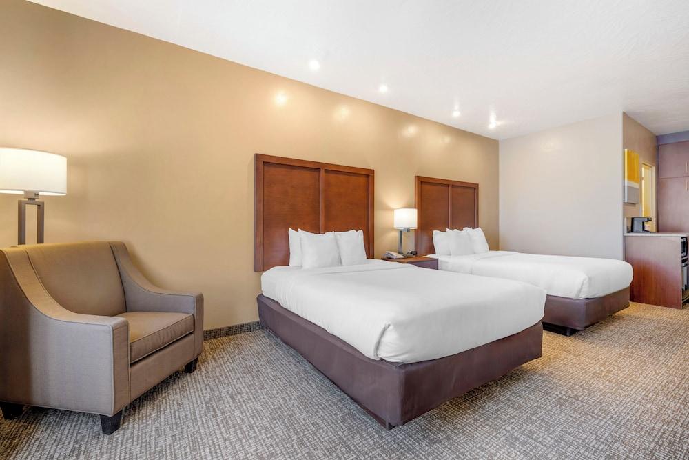 Comfort Inn at Convention Center photo 5