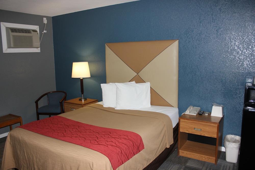 Econo Lodge Oskaloosa photo 47