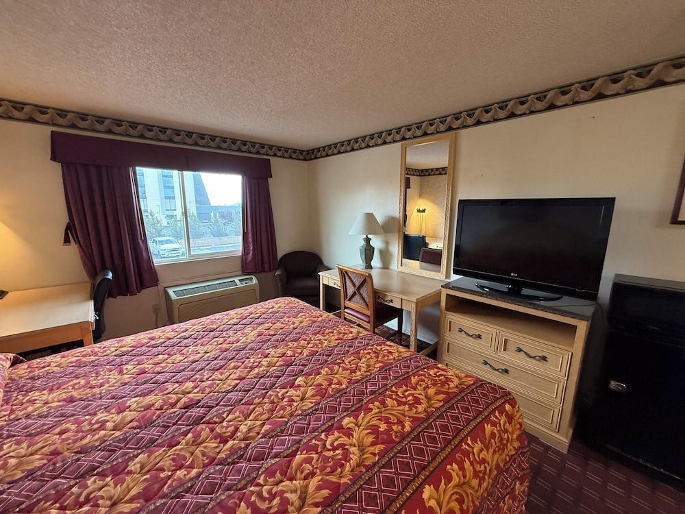 New Budget Inn photo 11