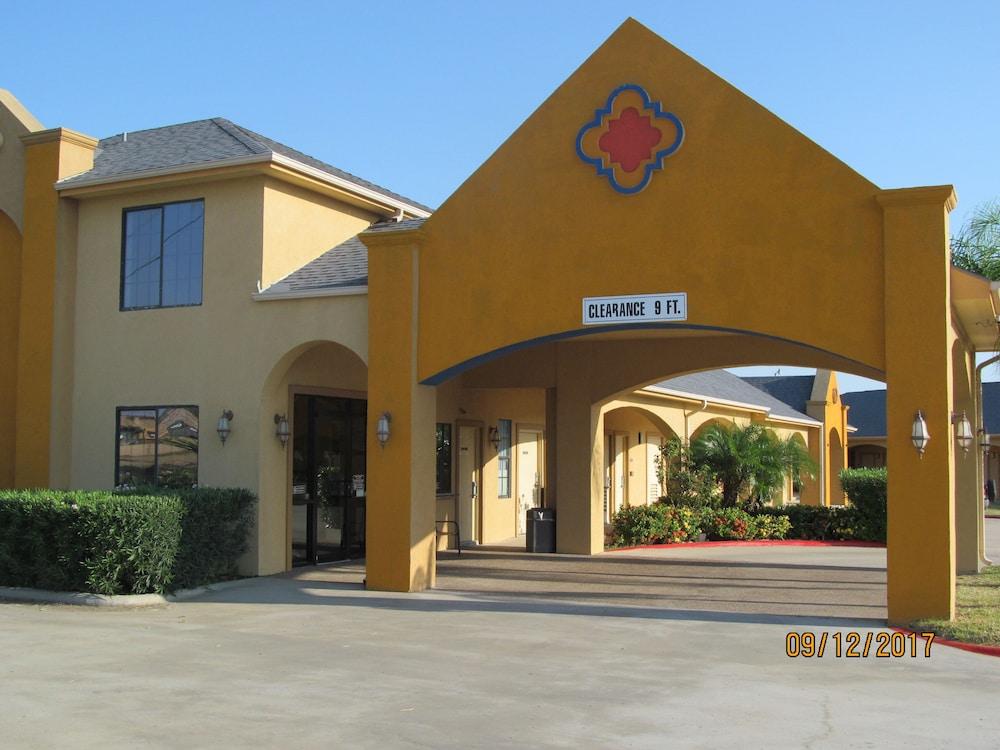 Sunbridge Inn & Suites photo 13