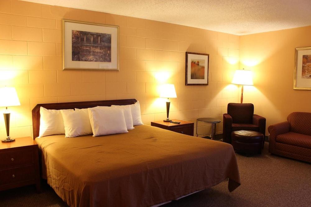 Sunlac Inn photo 9