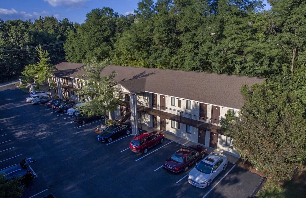 Affordable Corporate Suites - Florist Road photo 48