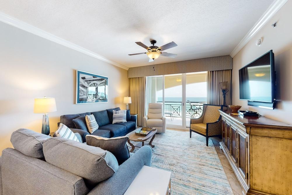 Azure Condominiums photo 35