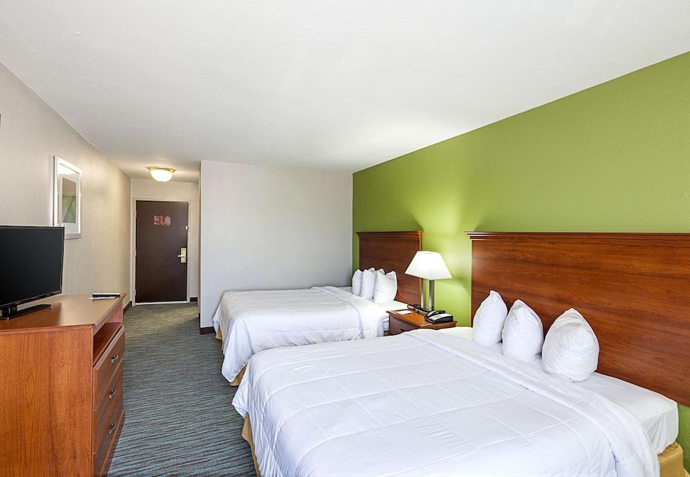 Quality Inn Mesquite - Dallas East photo 16