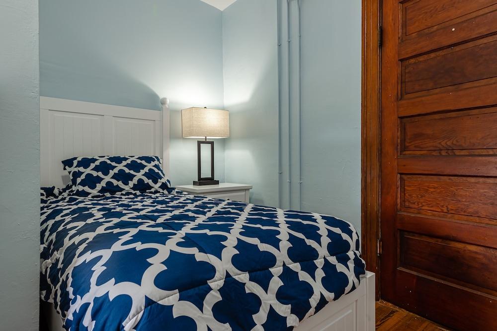 Narragansett Inn photo 11