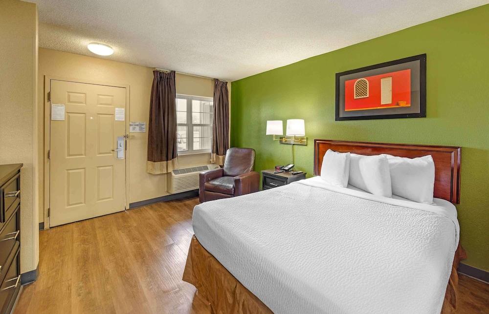 Extended Stay America Suites Sacramento Northgate photo 4
