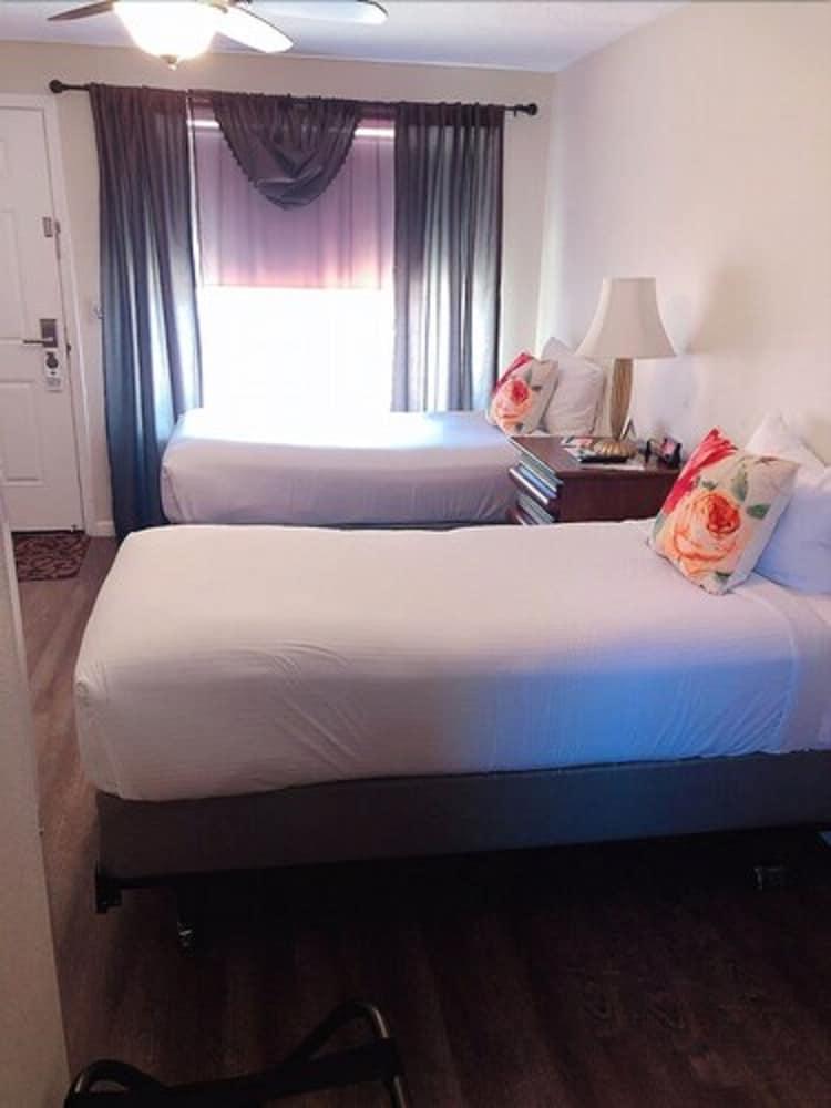 The Waldport Inn photo 4
