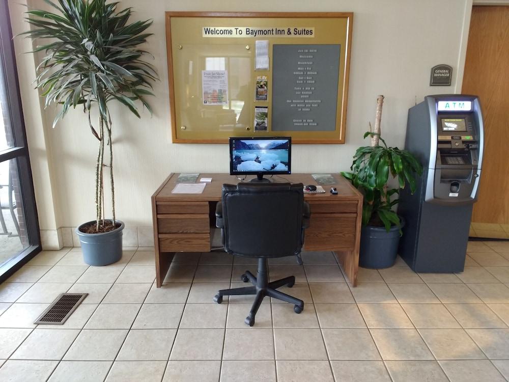 Baymont by Wyndham Muncie Near Ball State University photo 3