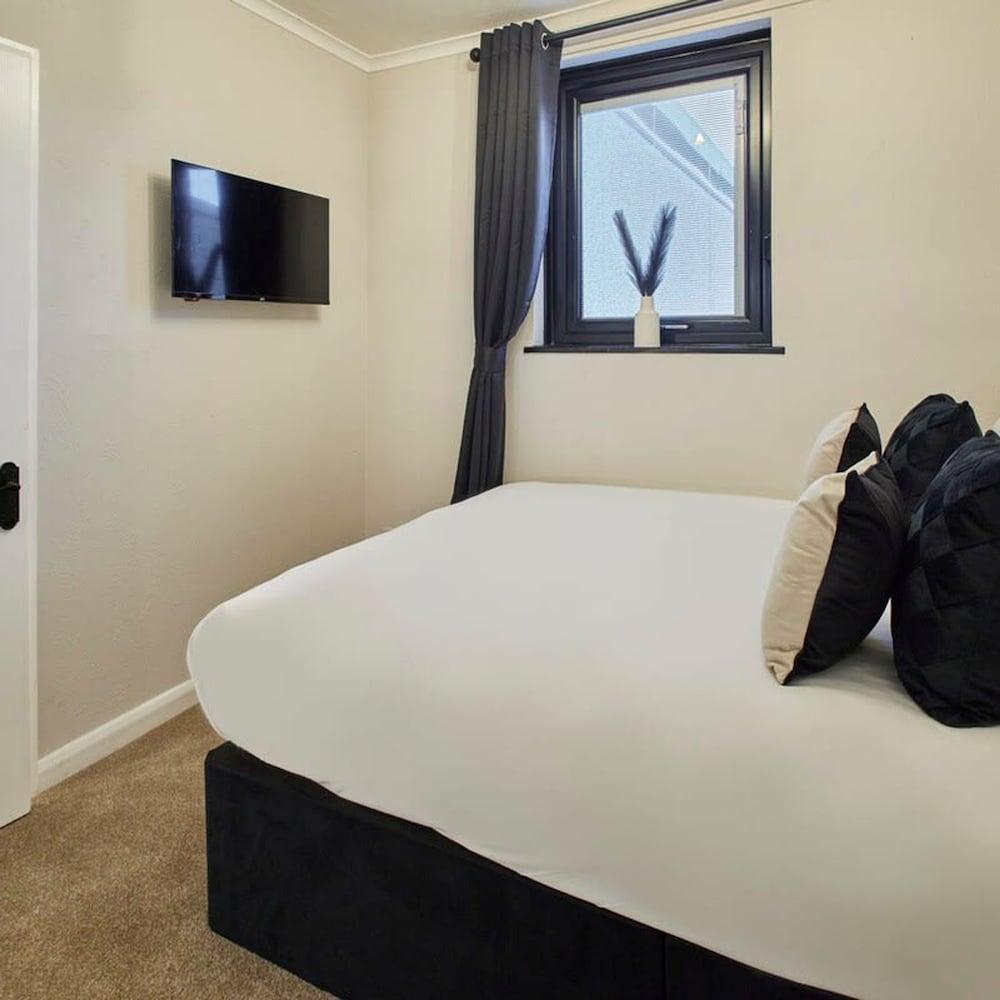 MV Surfside Hotel photo 9