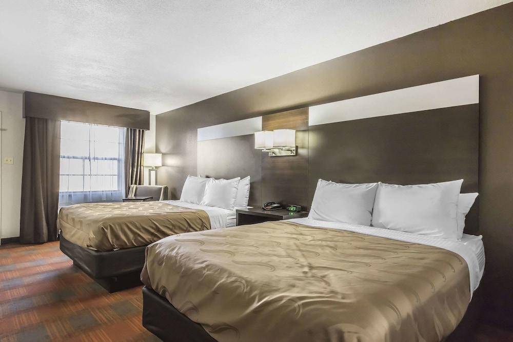 Quality Inn & Suites Stuttgart North photo 35