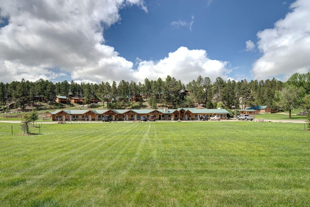 Rock Crest Lodge And Cabins photo 48