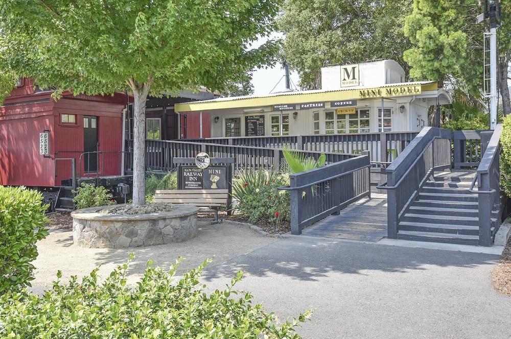 Napa Valley Railway Inn — hotel in Yountville