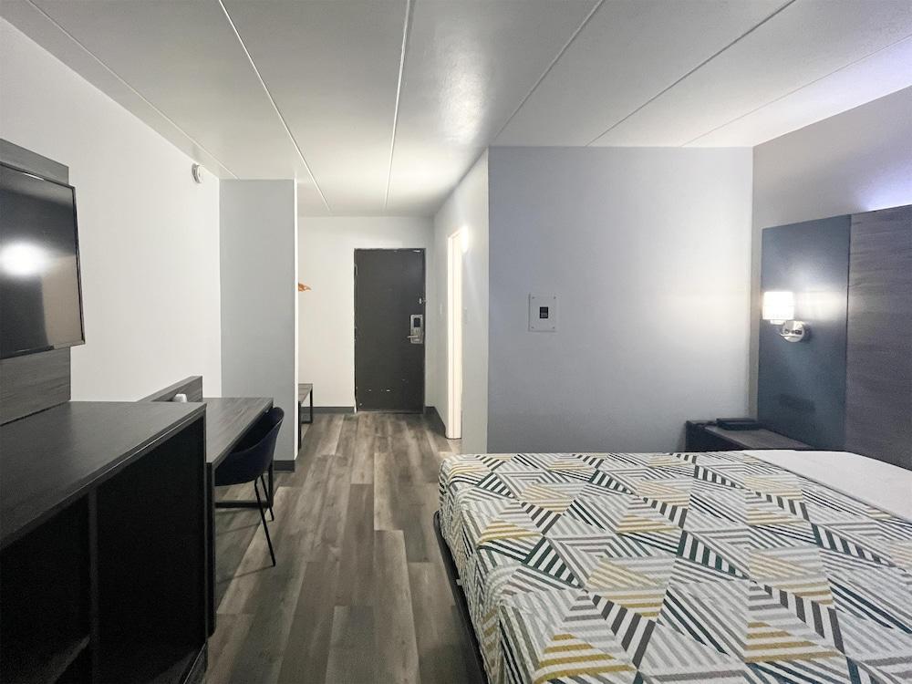 Motel 6 - Chicago, IL photo 3