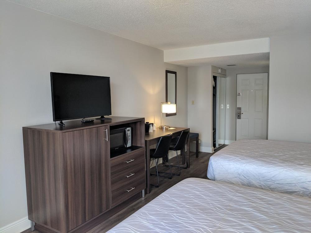 Lakefront Terrace Resort photo 29