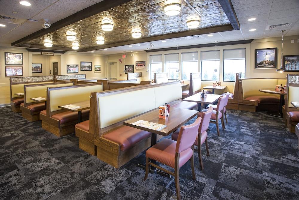 Clarion Inn Nashua photo 21