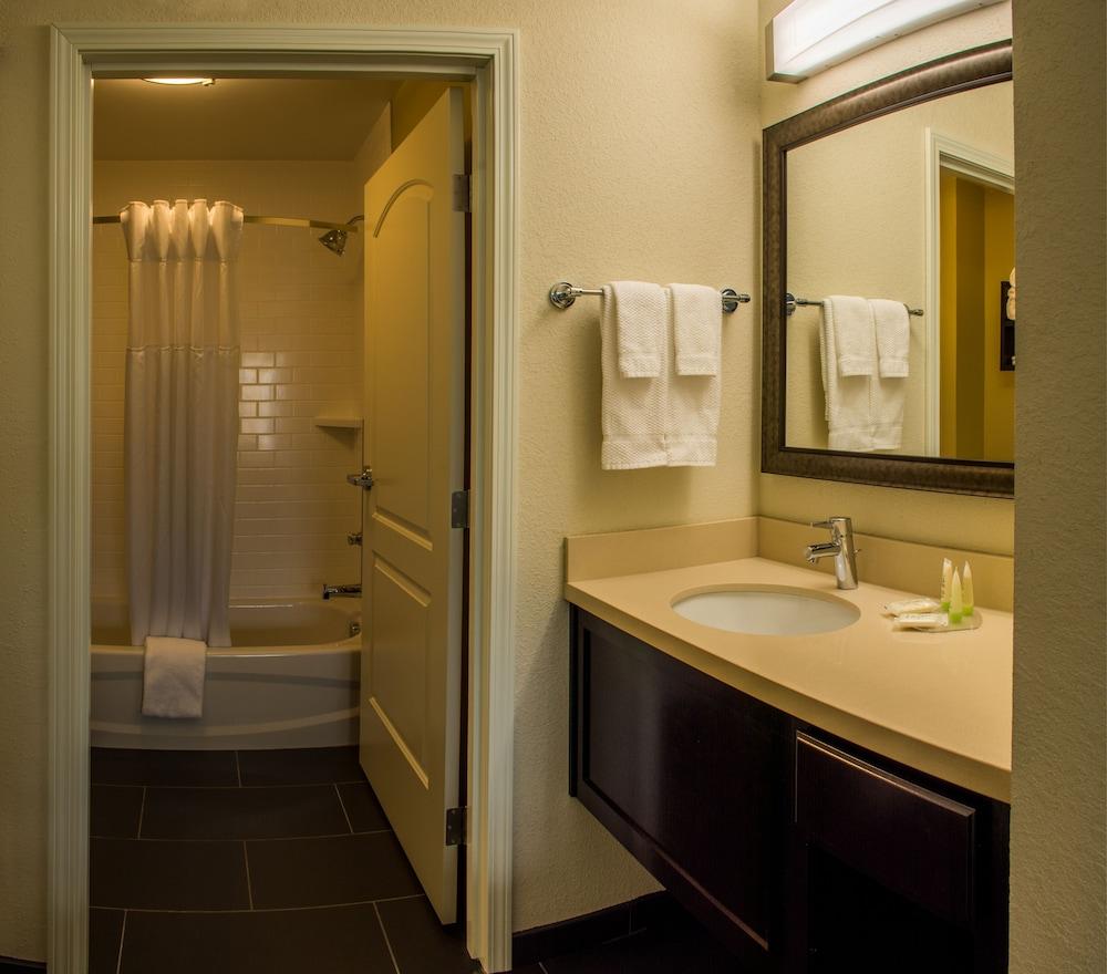 Staybridge Suites Schererville by IHG photo 38