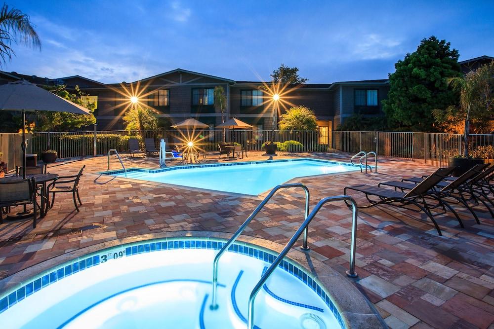 Holiday Inn Express & Suites Carpinteria by IHG photo 49