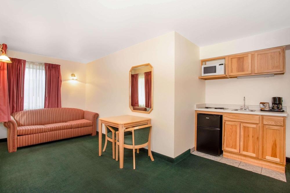 Inn at Lander, Travelodge by Wyndham photo 26