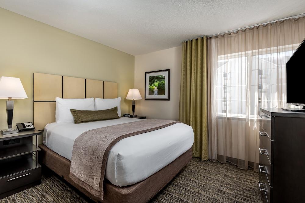 Candlewood Suites Washington Dulles Sterling by IHG photo 14