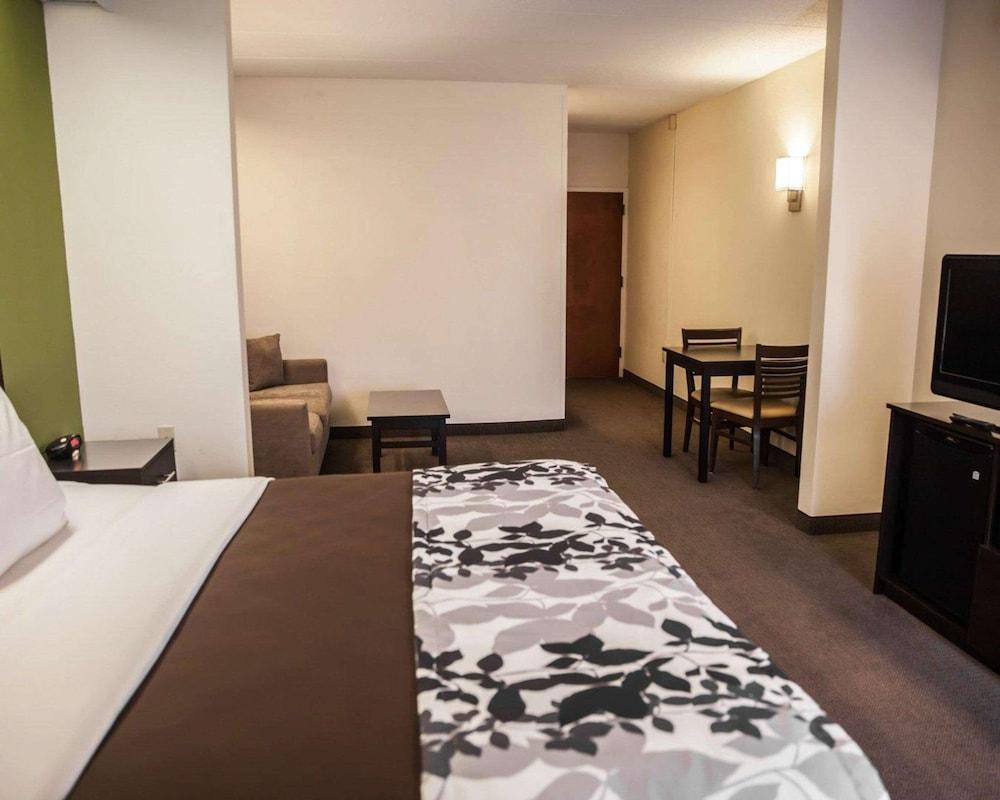 Sleep Inn & Suites photo 33
