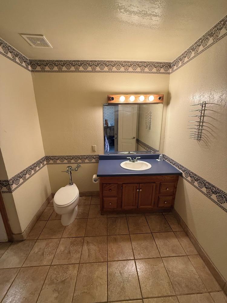 Angelina Motel photo 12