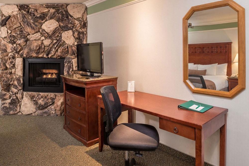 Laurel Inn Motel photo 18