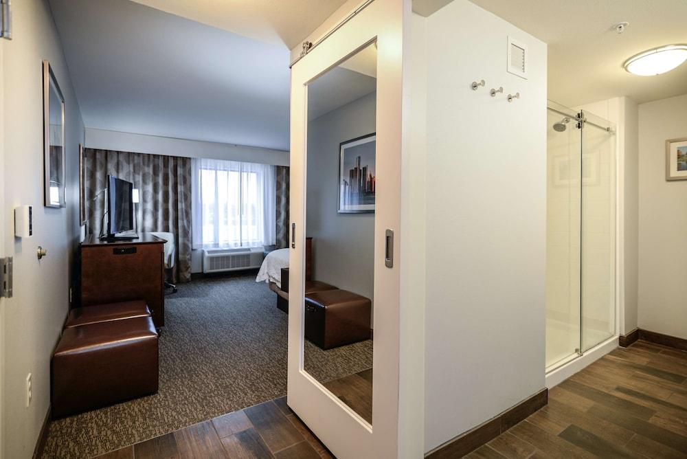 Hampton Inn Brighton photo 32