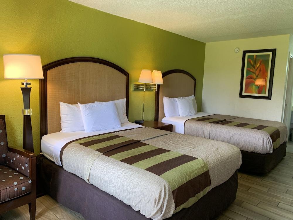 RW Hotel photo 5
